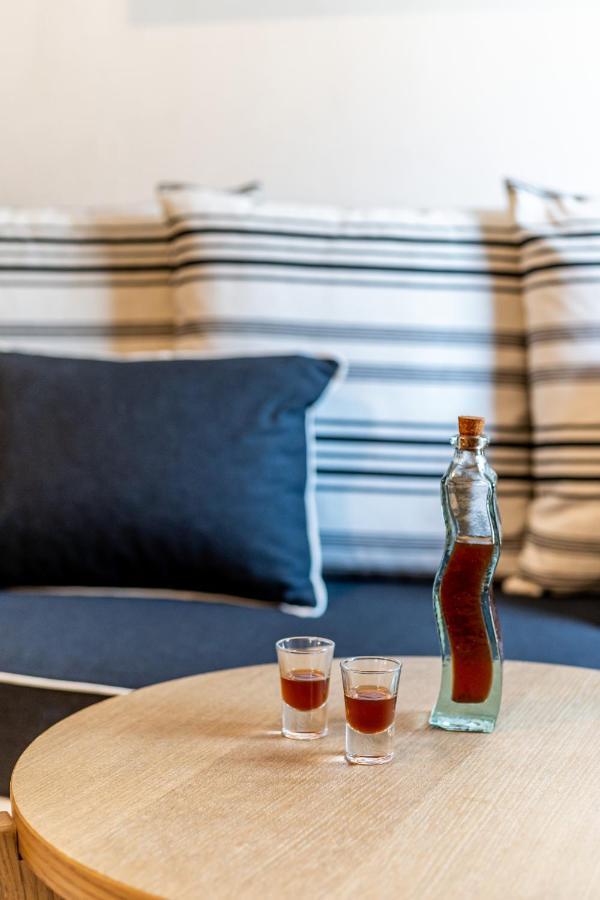Amer Suites Fira  Eksteriør bilde
